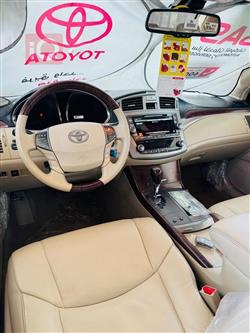 تۆیۆتا ئەڤەلۆن